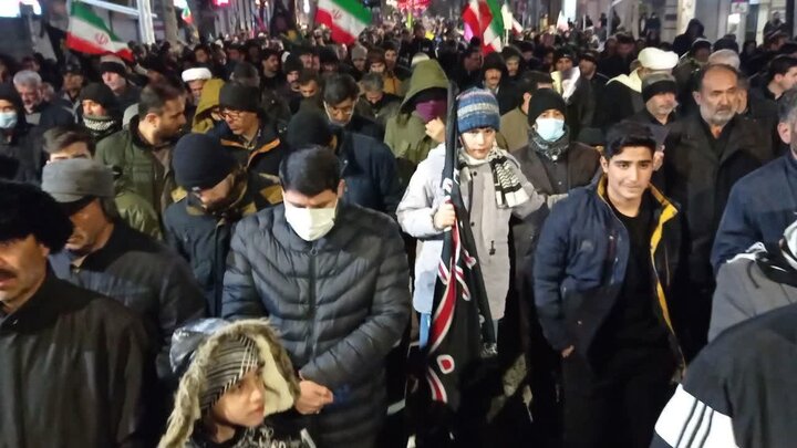 تصاویر/خروش انقلابی مردم ولایتمدار اليگودرز به خون‌خواهی رهبر شهید انقلاب اسلامی