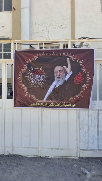 تصاویر/ مدارس علمیه کاشان در سوگ رهبر شهید