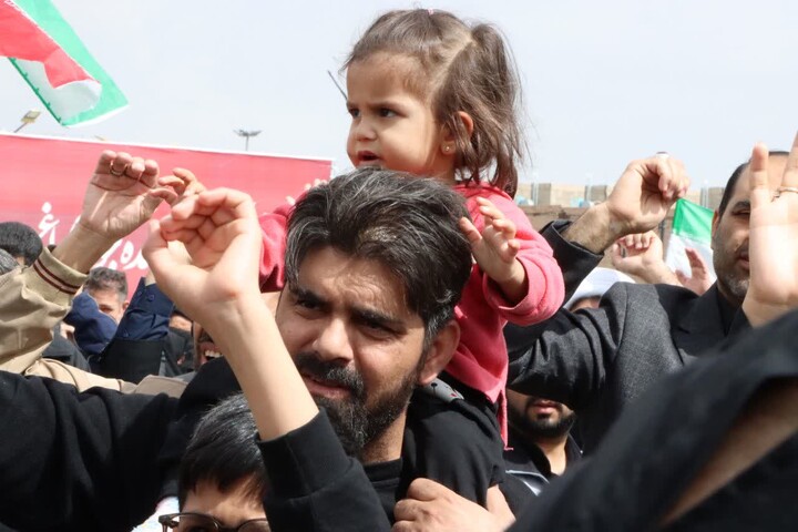 تصاویر| بیعت تمام‌ قدِ مردم بیرجند با علمدارِ جدیدِ انقلاب