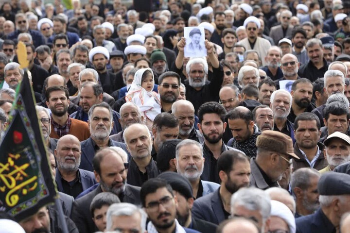 تصاویر| بیعت تمام‌ قدِ مردم بیرجند با علمدارِ جدیدِ انقلاب