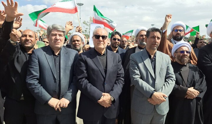 تصاویر| بیعت تمام‌ قدِ مردم بیرجند با علمدارِ جدیدِ انقلاب