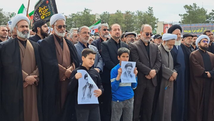تصاویر| بیعت تمام‌ قدِ مردم بیرجند با علمدارِ جدیدِ انقلاب