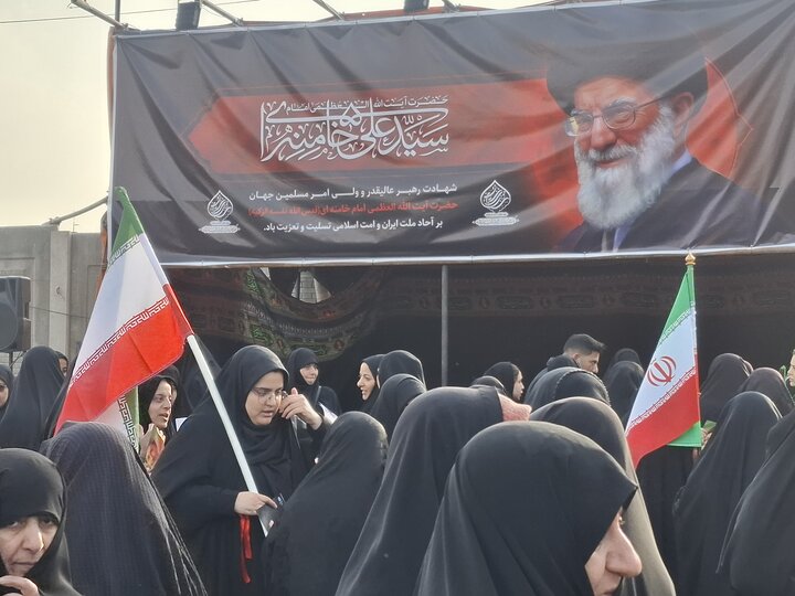 تصاویر:بیعت کاشانی ها با رهبر سوم انقلاب اسلامی