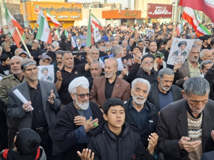 تصاویر:بیعت کاشانی ها با رهبر سوم انقلاب اسلامی