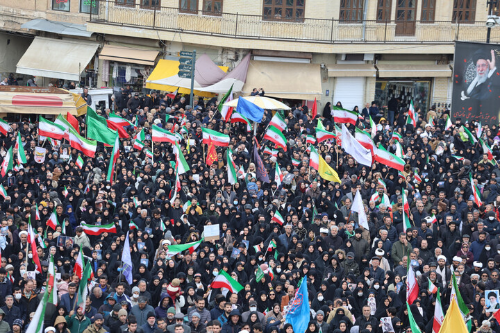 تصاویر / بیعت دارالمومنین با رهبر معظم انقلاب