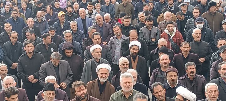 تصاویر/ اجتماع مردم شهرستان شوط برای بیعت با رهبر منتخب خبرگان ملت