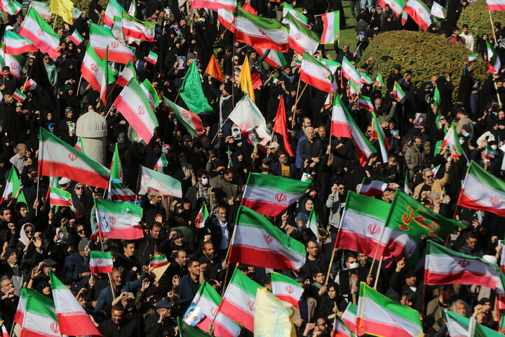 تصاویر / بیعت اصفهانی ها با سومین رهبر انقلاب اسلامی