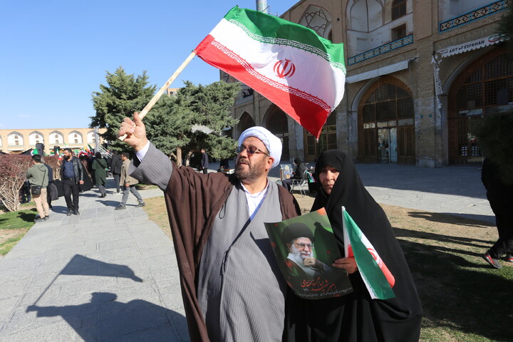 تصاویر / بیعت اصفهانی ها با سومین رهبر انقلاب اسلامی