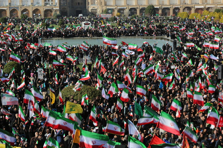 تصاویر / بیعت اصفهانی ها با سومین رهبر انقلاب اسلامی