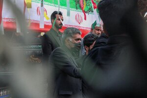 تصاویر/ تشییع پیکر مطهر شهید آرش دهقانی در بخش احمدی