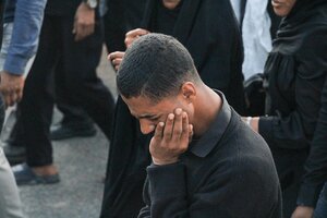 تصاویر/ تشییع پیکر مطهر شهید آرش دهقانی در بخش احمدی