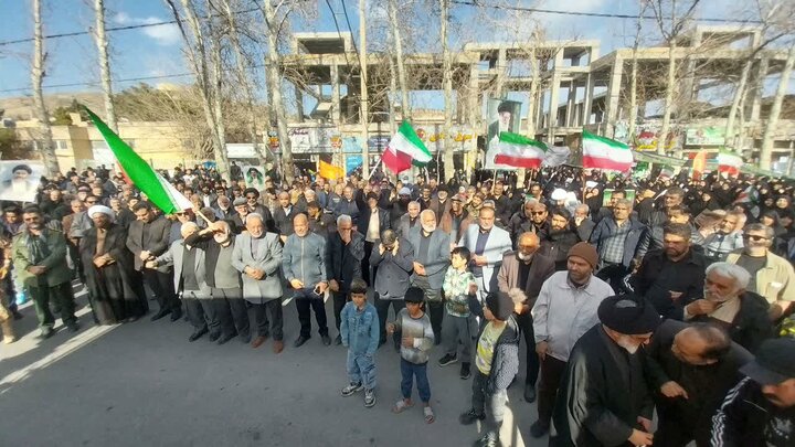 تصاویر:بیعت نطنزی ها با رهبر سوم انقلاب اسلامی