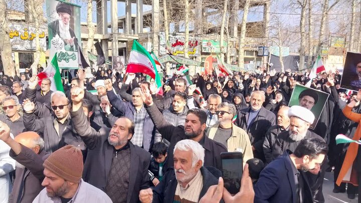 تصاویر:بیعت نطنزی ها با رهبر سوم انقلاب اسلامی