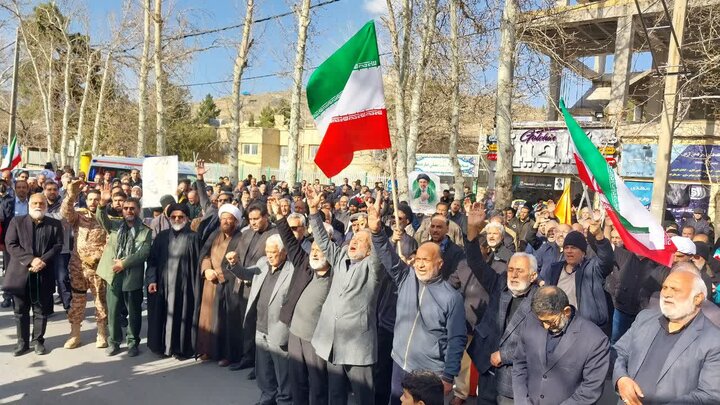 تصاویر:بیعت نطنزی ها با رهبر سوم انقلاب اسلامی