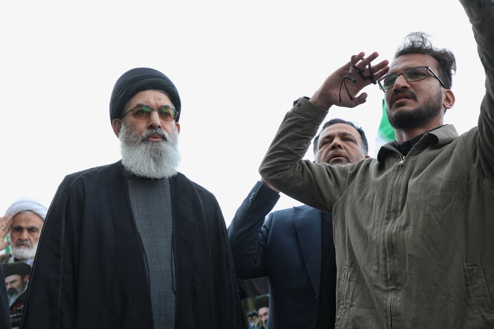 تصاویر// اجتماع عظیم مردم‌انقلابی قم در بیعت با نائب امام زمان در مسجد مقدس جمکران