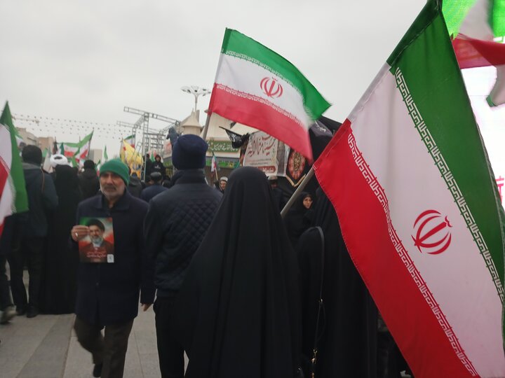 تصاویر/ بیعت با رهبر معظم انقلاب اسلامی درمشهد مقدس