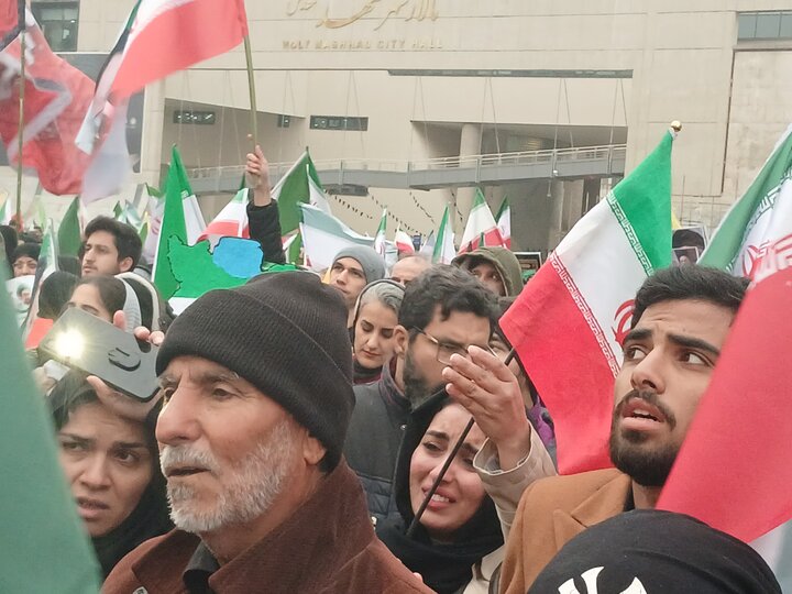 تصاویر/ بیعت با رهبر معظم انقلاب اسلامی درمشهد مقدس