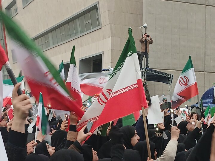تصاویر/ بیعت با رهبر معظم انقلاب اسلامی درمشهد مقدس