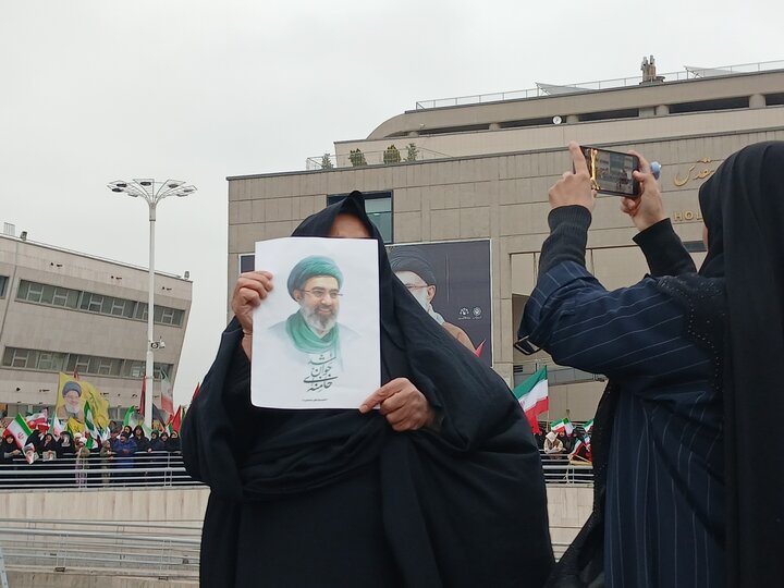 تصاویر/ بیعت با رهبر معظم انقلاب اسلامی درمشهد مقدس