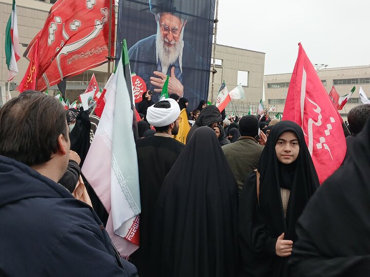 تصاویر/ بیعت با رهبر معظم انقلاب اسلامی درمشهد مقدس