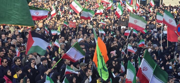 تصاویر/بیعت مردم اراک با منتخب خبرگان ملت