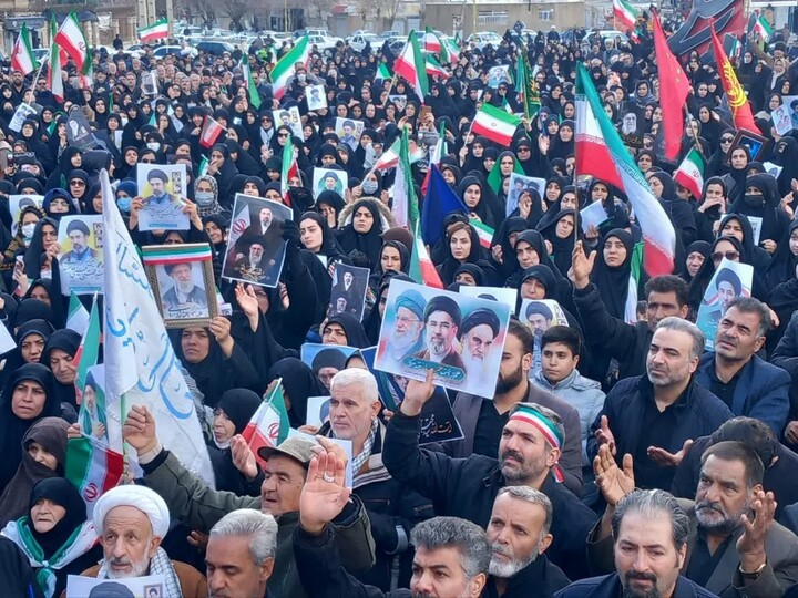 تصاویر / مراسم بیعت مردم ملایر با رهبر معظم انقلاب اسلامی