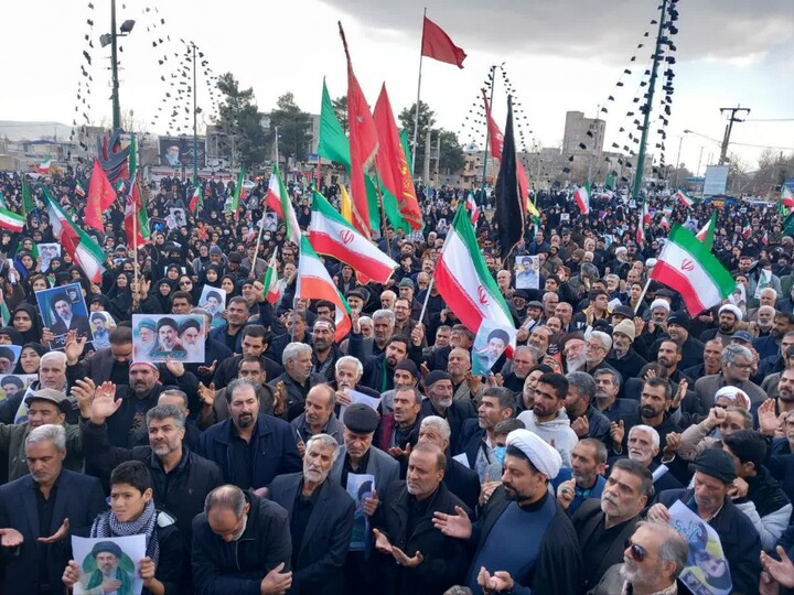 تصاویر / مراسم بیعت مردم ملایر با رهبر معظم انقلاب اسلامی