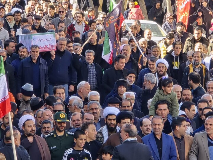 تصاویر / جتماع بزرگ بیعت با امام امت در تویسرکان