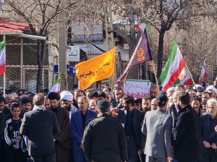 تصاویر / جتماع بزرگ بیعت با امام امت در تویسرکان