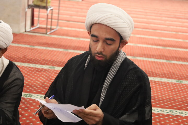 تصاویر/جلسه قرارگاه جنگ ترکیبی بلاغ مبین حوزه علمیه هرمزگان