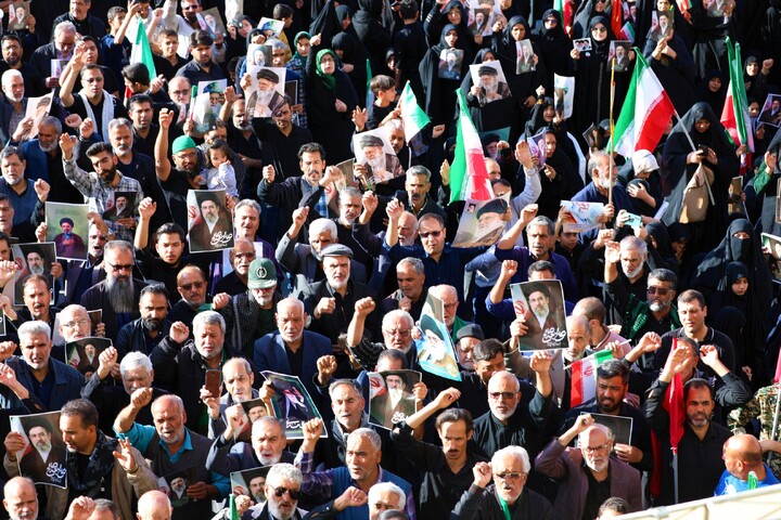 تصاویر / بیعت یزدی ها با سومین رهبر انقلاب اسلامی