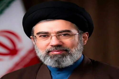 Ayətullah Seyid Müctəba Hüseyni Xamenei, İslam İnqilabının Ali Məqamlı Rəhbəri seçildi