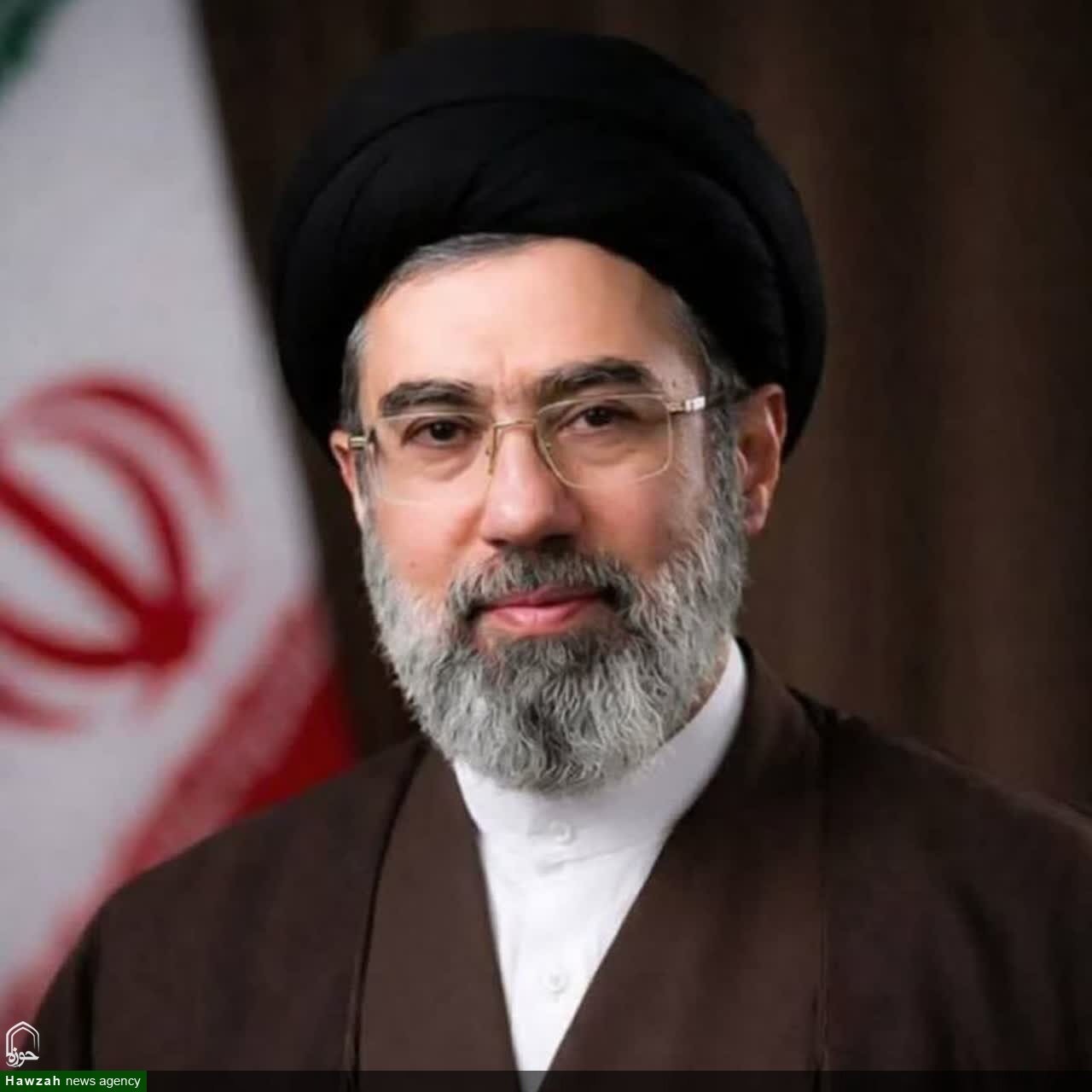 با رهبر جدید انقلاب عهدی استوار می‌بندیم