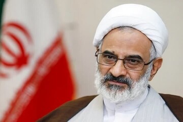 سابقه بدعهدی دشمن، دستان رزمندگان را بر روی ماشه نگه داشته است