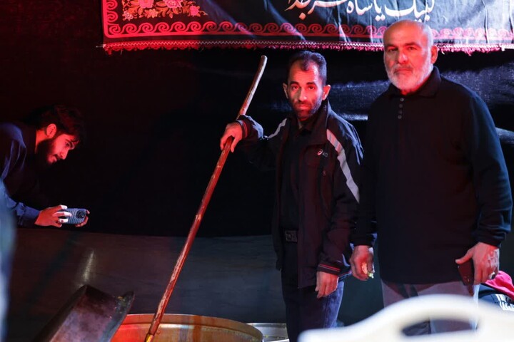 تصاویر/ بوشهری‌ها میدان را خالی نمی کنند