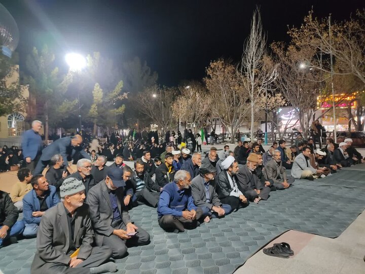 تصاویر/حضور با شکوه مردم شهر کشکوئیه  در مراسم بیعت با امام امت