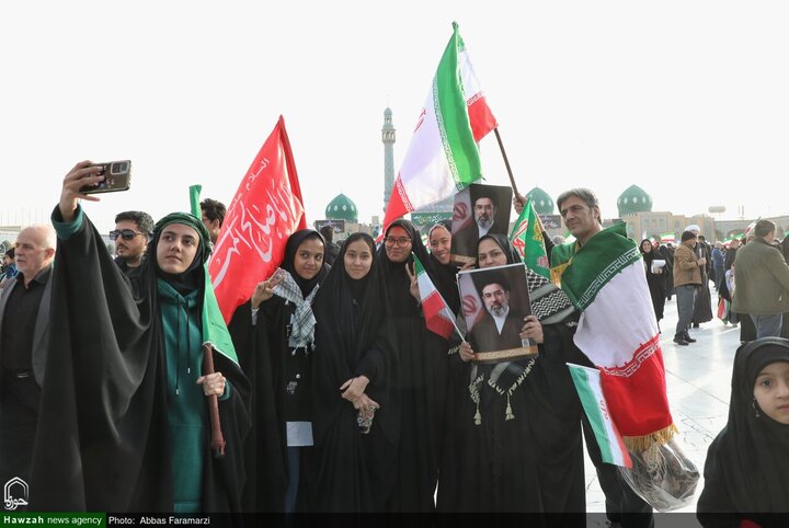 Photos/ Qom, Cœur Battant de la Révolution, Témoigne d’une Union Historique à Jamkaran /L’hommage d’allégeance au Ayatollah Mojtaba Khamenei