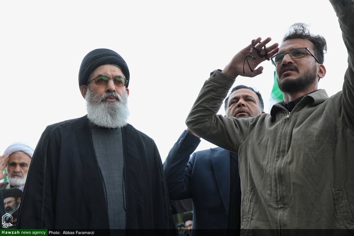 Photos/ Qom, Cœur Battant de la Révolution, Témoigne d’une Union Historique à Jamkaran /L’hommage d’allégeance au Ayatollah Mojtaba Khamenei
