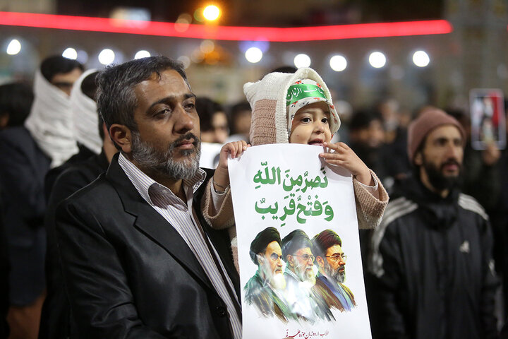 بیعت اردوزبان مقیم قم با سومین امام انقلاب