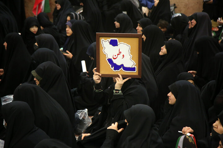وداع با پیکر مطهر ۵ شهید حملات آمریکایی صهیونی در حرم بانوی کرامت