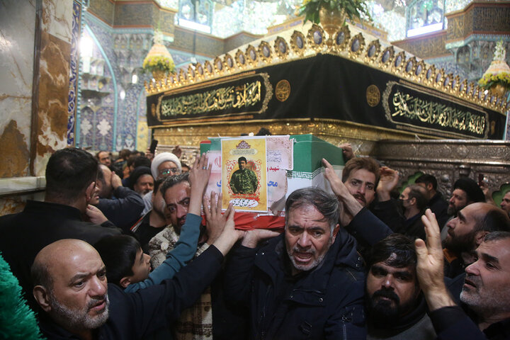 وداع با پیکر مطهر ۵ شهید حملات آمریکایی صهیونی در حرم بانوی کرامت