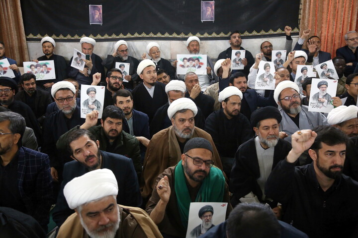 تصاویر/ آیین بیعت المصطفاییان با ولی امر مسلمین جهان حضرت آیت الله سید مجتبی خامنه ای
