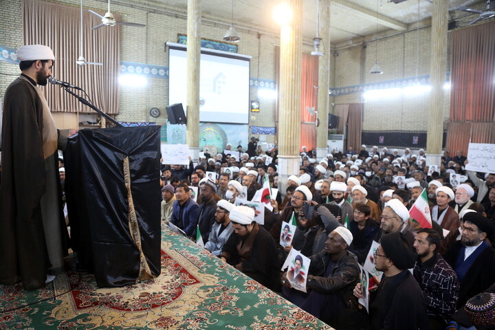 تصاویر/ آیین بیعت المصطفاییان با ولی امر مسلمین جهان حضرت آیت الله سید مجتبی خامنه ای