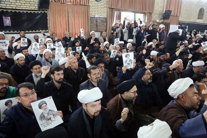 تصاویر/ آیین بیعت المصطفاییان با ولی امر مسلمین جهان حضرت آیت الله سید مجتبی خامنه ای