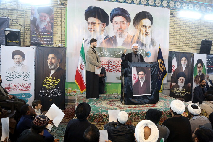 تصاویر/ آیین بیعت المصطفاییان با ولی امر مسلمین جهان حضرت آیت الله سید مجتبی خامنه ای