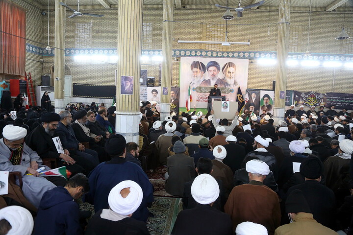 تصاویر/ آیین بیعت المصطفاییان با ولی امر مسلمین جهان حضرت آیت الله سید مجتبی خامنه ای