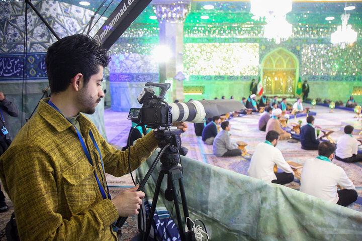 آیین ترتیل‌خوانی حافظان قرآن در حرم حضرت فاطمه معصومه(س)