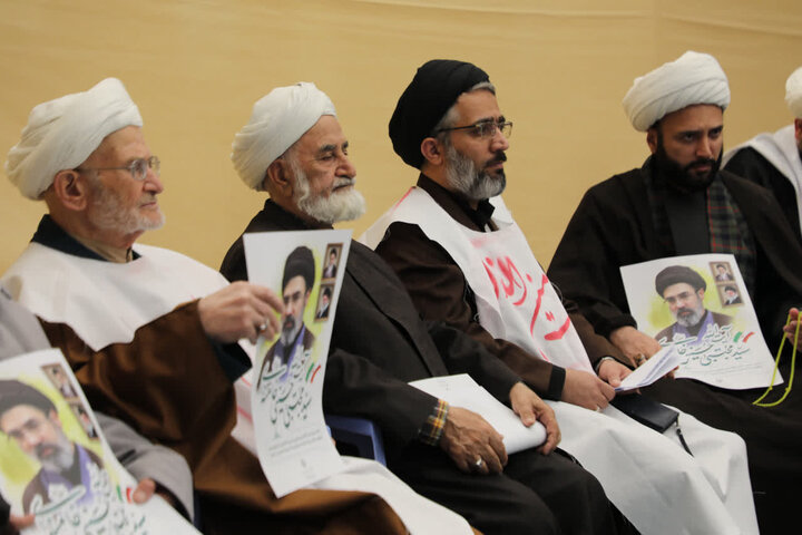 تصاویر/ بیعت علمای شیعه و اهل سنت شهرستان ارومیه با آیت الله سید مجتبی خامنه ای