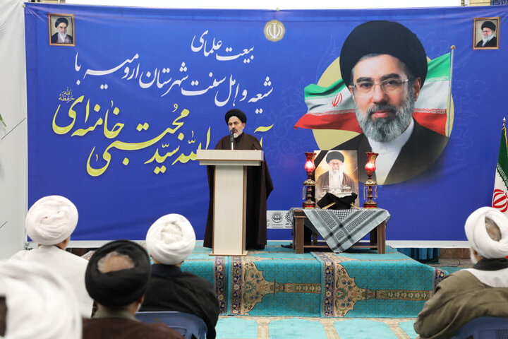 تصاویر/ بیعت علمای شیعه و اهل سنت شهرستان ارومیه با آیت الله سید مجتبی خامنه ای