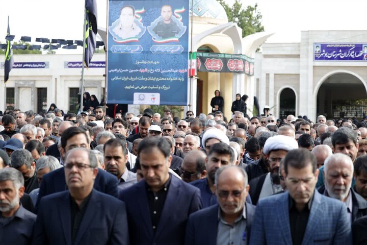 تصاویر/ تشییع دو شهید اقتدار در بوشهر